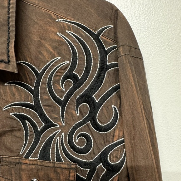 2/$20   Rodeo Men's Brown Embroidered Plaid Button-Up Shirt - Picture 4 of 7